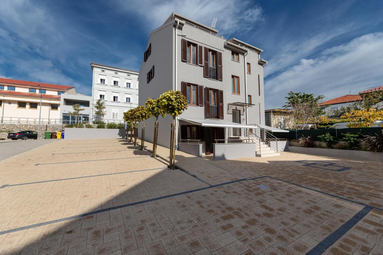 Apartments Crnekovic III Baska  Exterior photo